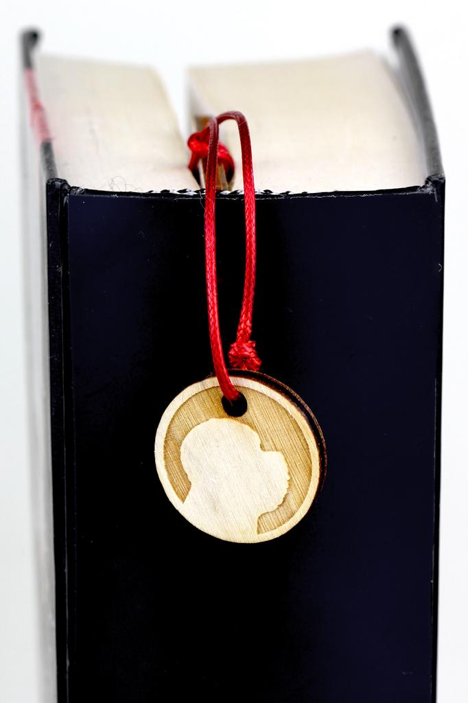 Dandie Dinmont Terrier, Hindlee Terrier I - dog bookmark, personalized bookmark, dog gadget for Art-Dog brand readers