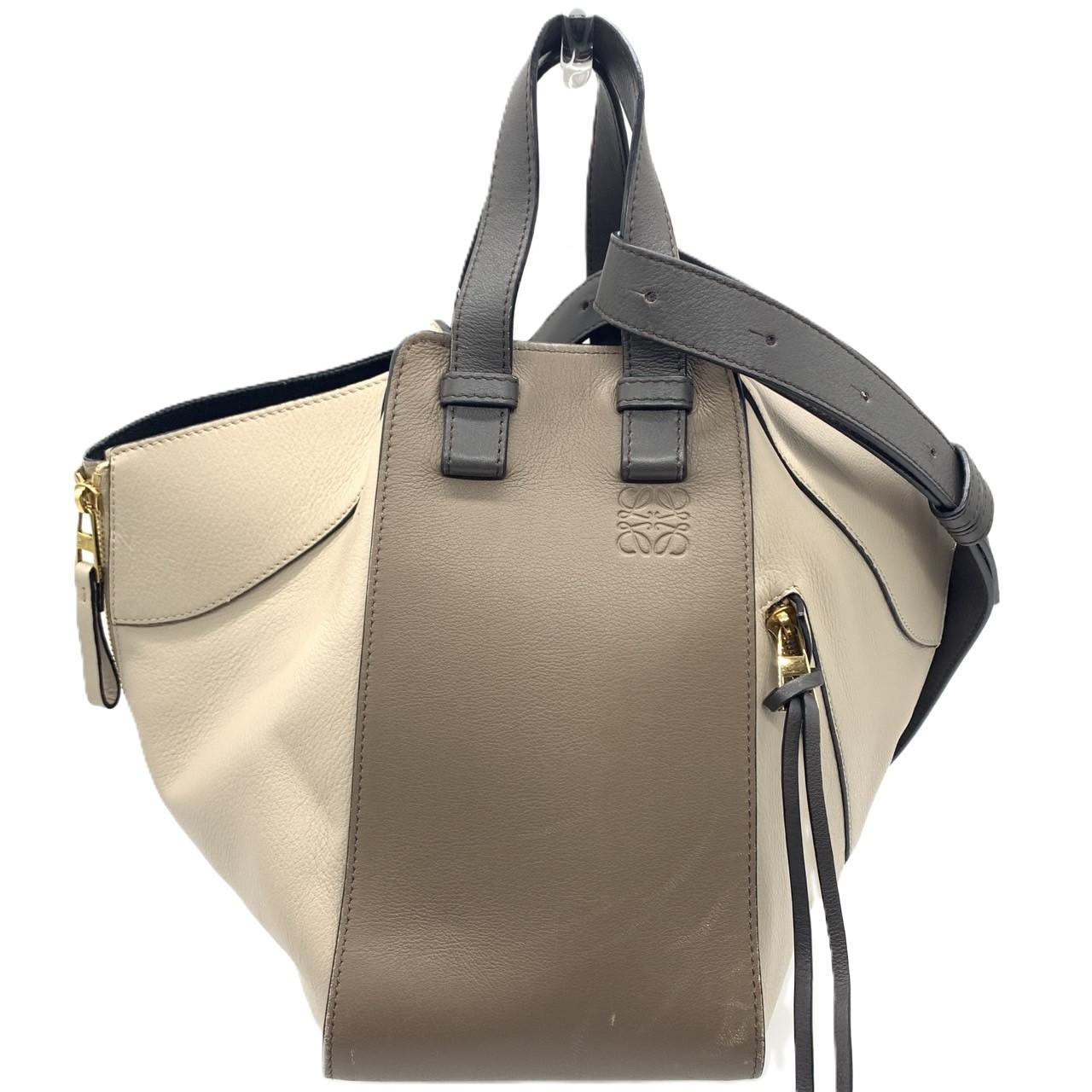 

Вживана жіноча сумка через плече LOEWE зі шкіри теля