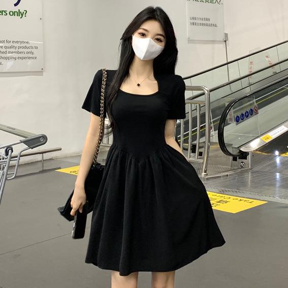 

Plus Size Women s Black Square Neck High Waist Pleated Short Dress - Summer 2026 Style M (80-100 jin) чёрный