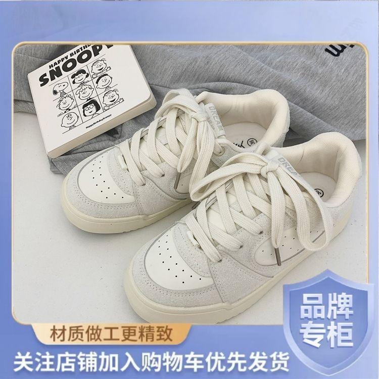 

Кеды женские весна 2025 новые модные универсальные на платформе белые нишевые туфли-булочки повседневная обувь 35