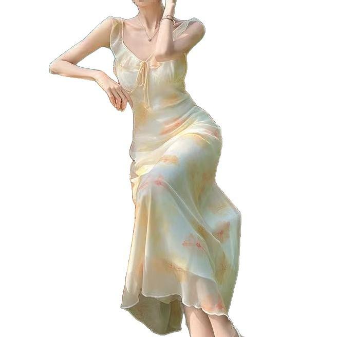 Summer Is Especially Beautiful, Long Summer, French V-neck Floral Dress, Waist and Thin Long Dress, Women's Skirt