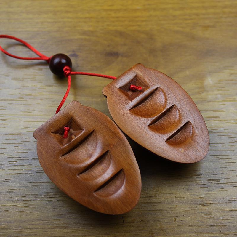 Donnerschlag-Yin-Yang-Orakelbecher aus Jujube-Holz – Handgeschnitzt mit heiligem Trigramm und Kuhhorn