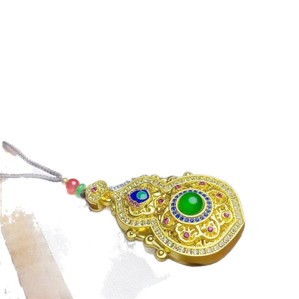 Elegant Double-Sided Gourd Pendant Necklace for Women