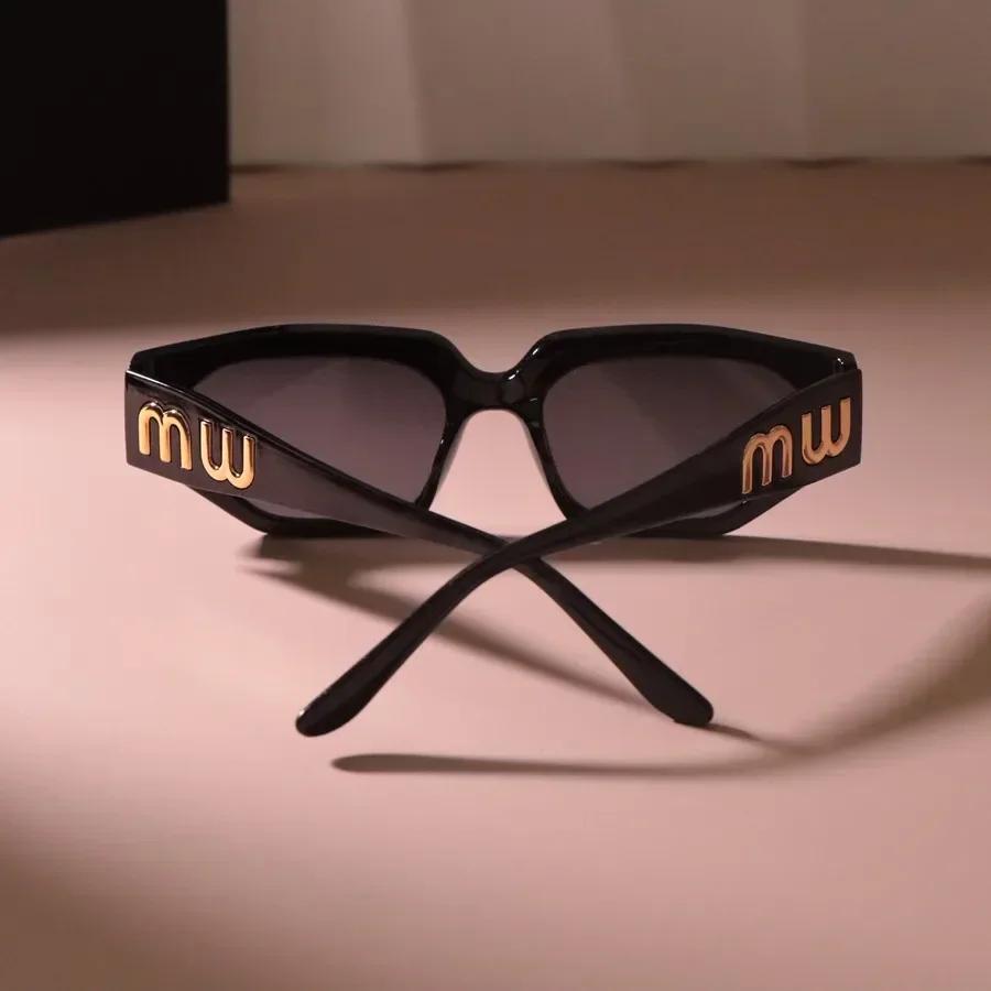 Mode Kleine Sonnenbrille Damen Herren Lieblich Rechteckig Designer Sonnenbrille Männlich Weiblich Marke Luxuriös Reise