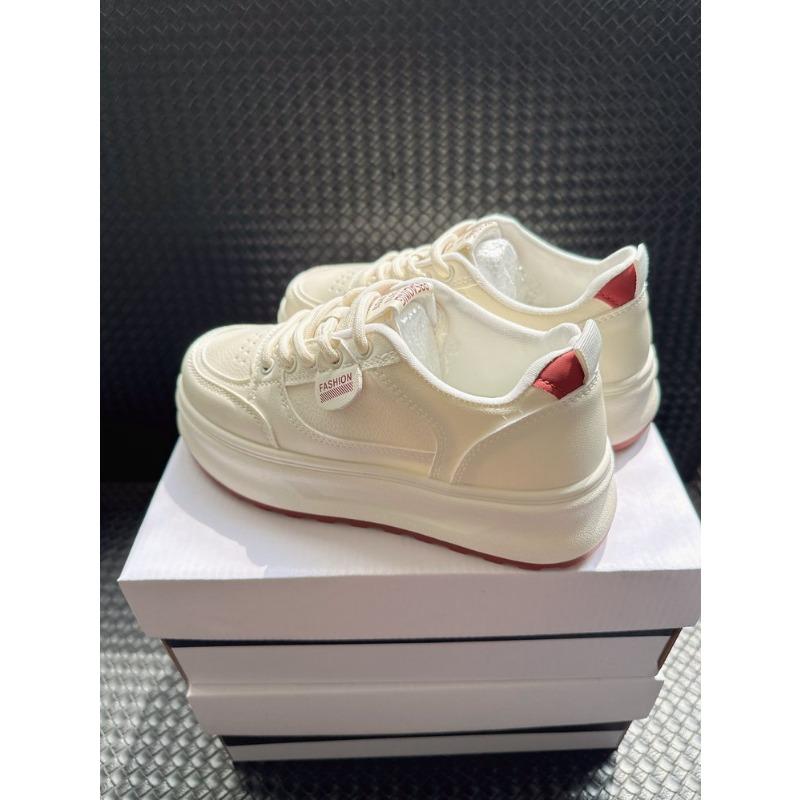 

Маффин толстая мягкая подошва белые туфли осень новый спорт и отдых универсальные кеды увеличивающие рост обувь на плоской подошве 40 бежевый