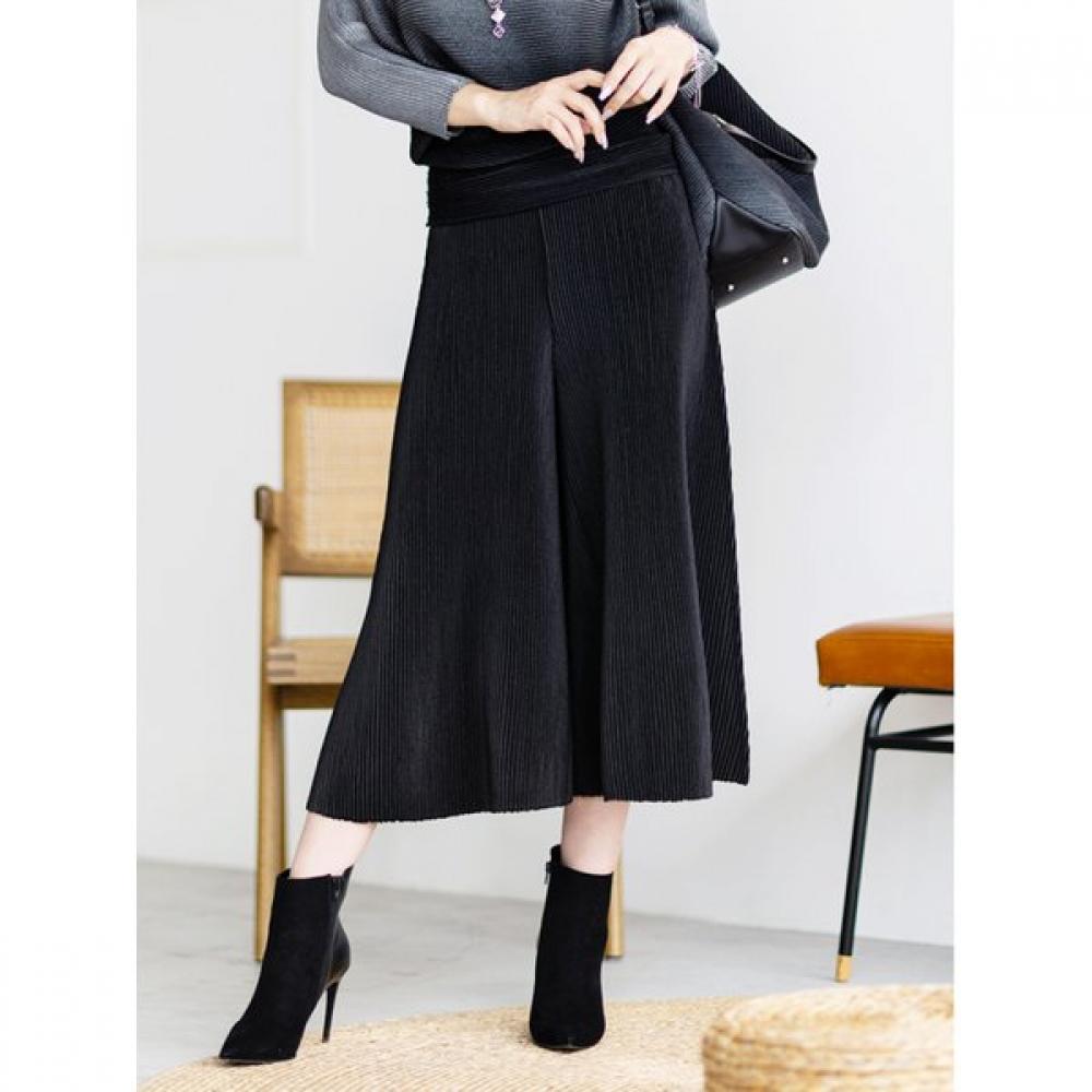 Specchio Shuttle Pleats Flare Pants   431 311 09