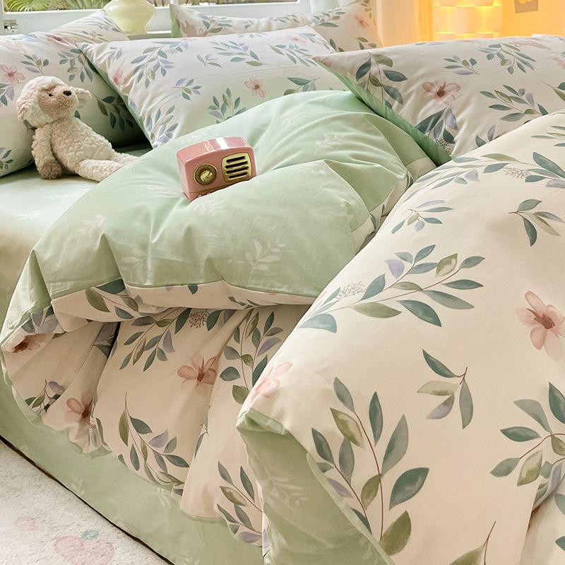 Bedding Four-piece Set Printed Skin-friendly Water Wash Sheets Quilt Cover Pillowcase Set