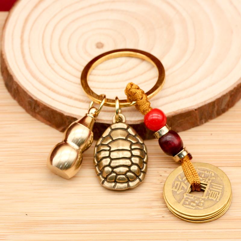 Golden Dragon Wealth Attraction Keychain: Brass Five Emperors Coins, Pixiu, and Gourd Pendant for Prosperity