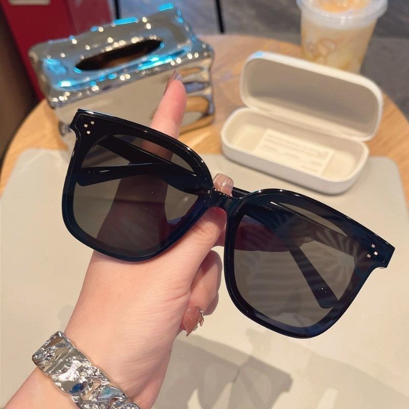 Korean Unisex Gentle Polarized Sunglasses For Men  Driving Frame Sunglasses Eyewear