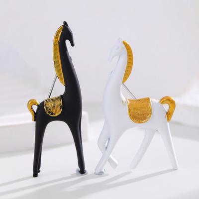Broche de Cavalo Minimalista Branco Preto Liga Broche de Lapela de Cavalo Decorativo Artístico Roupa