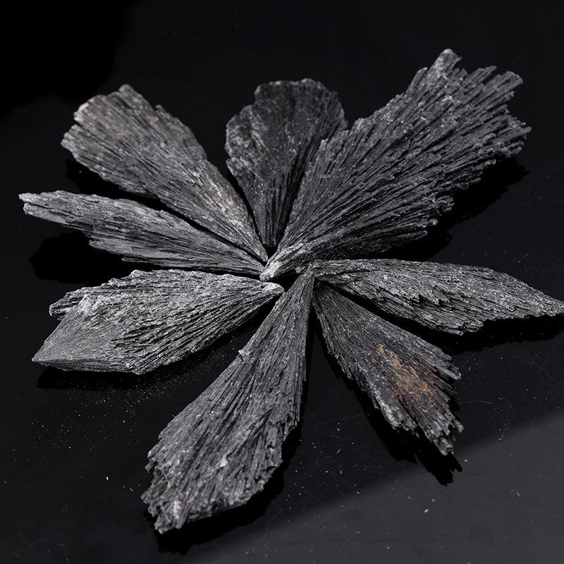 1 pcs Electroplated black tourmaline, peacock blue feathers, crystal clusters, mineral specimens, Taijing karst caves, modern decoration