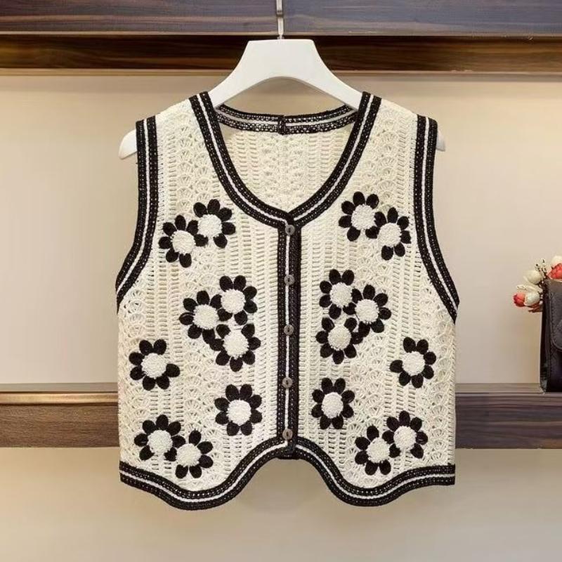 Summer Crochet Hollow Out V-neck Loose Lace Tank Tops Women Fashion Thin Chic Sleeveless Women Camis Tops Elegant Base Slim Vintage Tank Vest 26571
