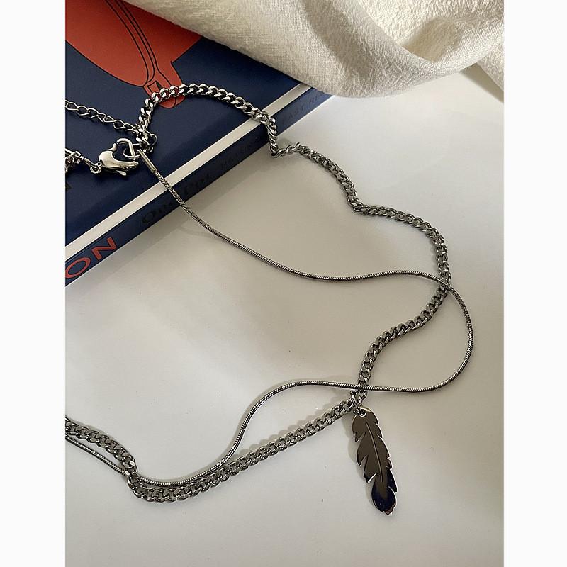 Titanium Steel Feather Pendant Necklace For Men And Women With Geometric Design Fashion Accessory