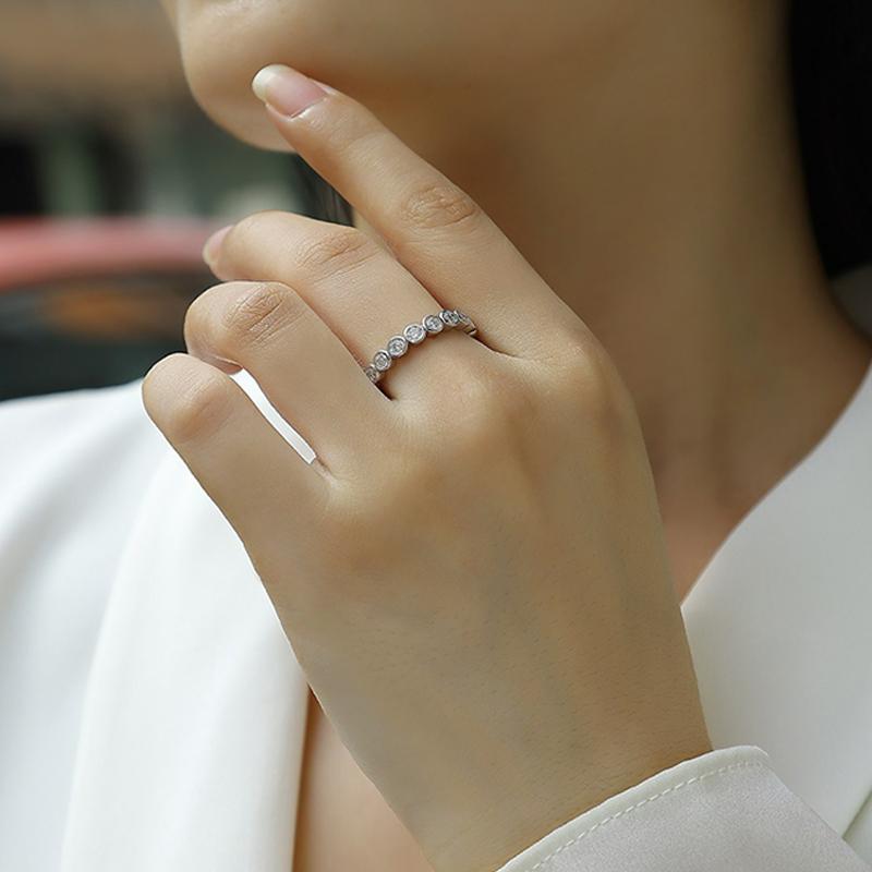 Smyoue 3mm D Color Bubble Full Moissanite Ring for Women 100% 925 Solid Silver Plated 18k Gold Wedding Engagement Eternity Band