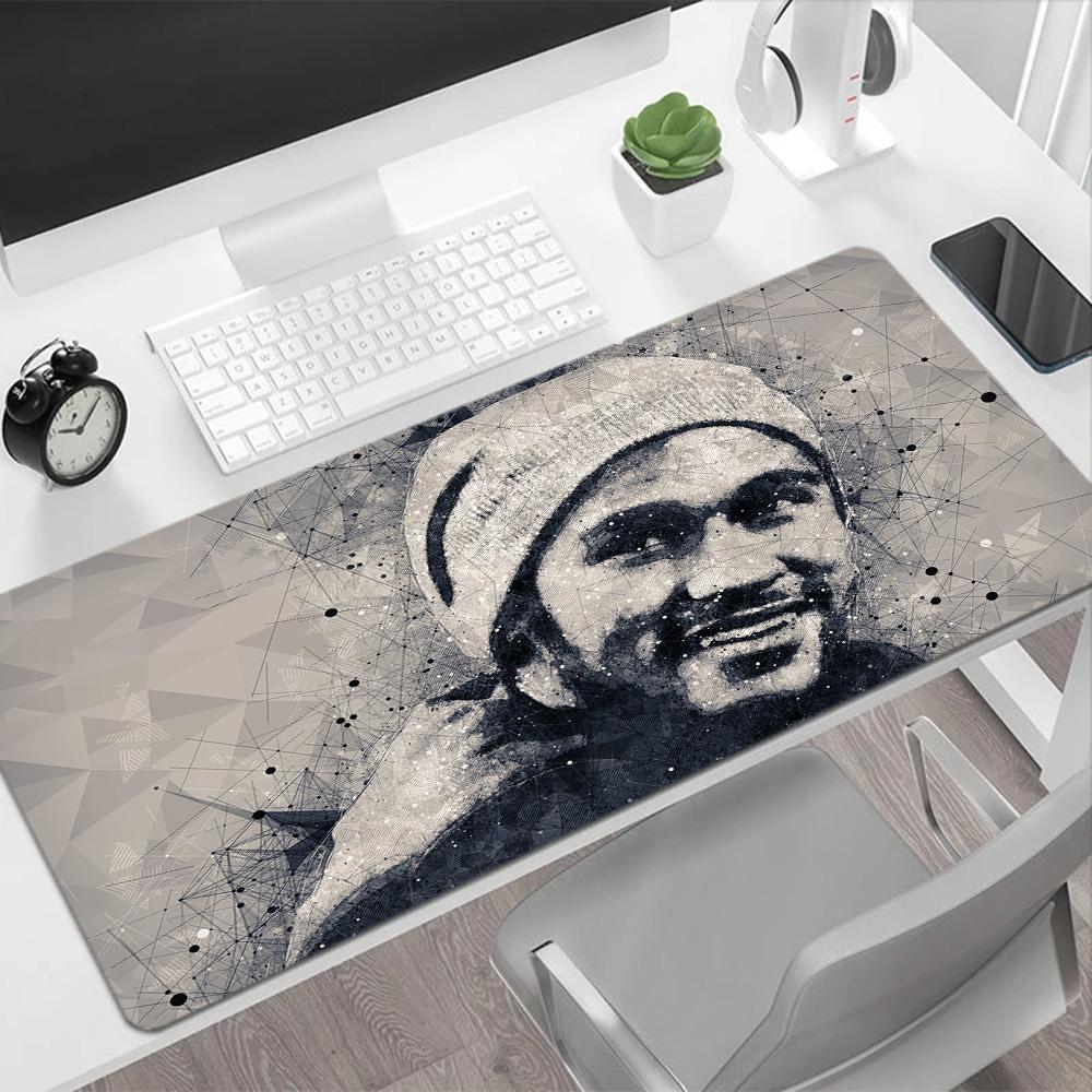 Golden Soccer Moment Large Mouse Pad Gamer Mousepad Computer Desk Keyboard Mat Non-Slip Rubber Bottom Gaming Accessories Ideal Gift for Gamers