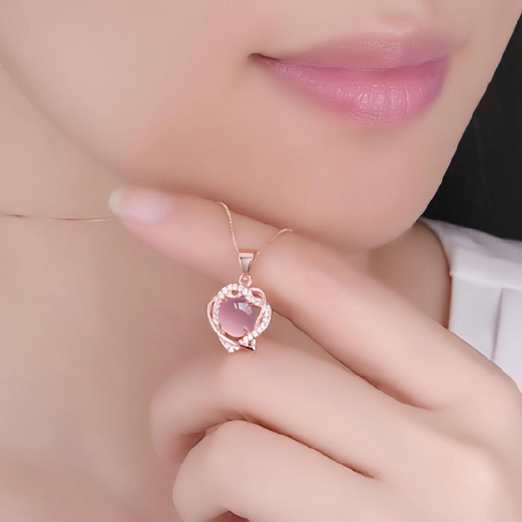 Yi Hua Double Heart Rose Quartz Pink Crystal Necklace Pendant