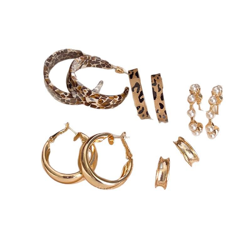 Maillard Silver Needle Retro C-Shaped Acetate Stud Earrings for Women