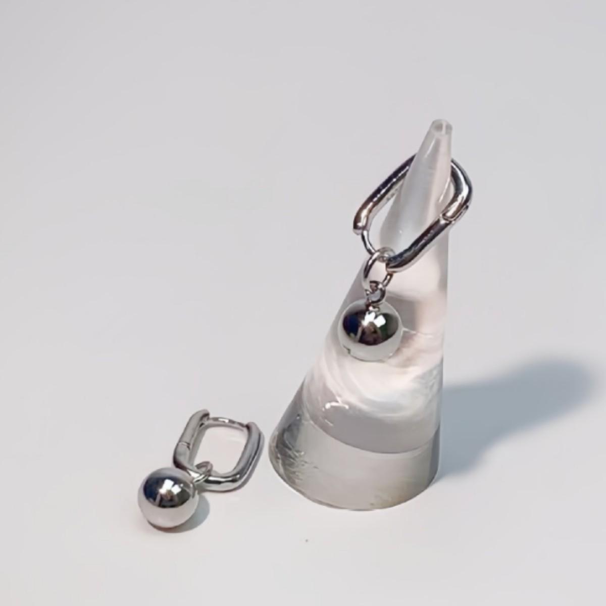

Geometric Round & Rectangular Hook Earrings - Fashionable, High-End Feel Ear Studs for Women