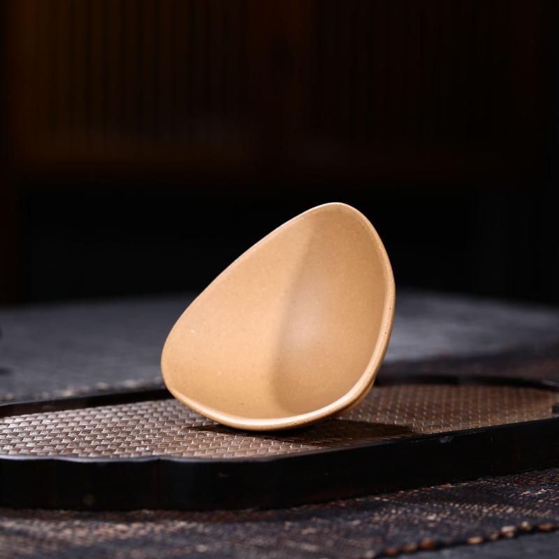 Purple Clay Teacup Tea Tasting Master's Cup Small Capacity Mineral Gold Section Mud Triangle Cup Kung Fu Tea Set