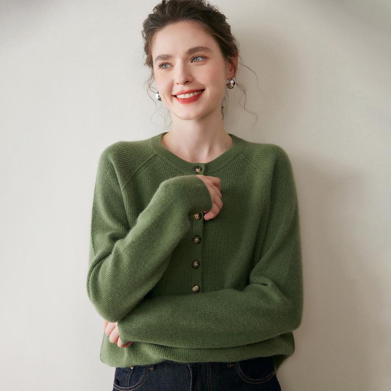 Stylish Soft Knit Cashmere Sweater for Women – Slimming Pullover, 2025 Autumn/Winter Collection