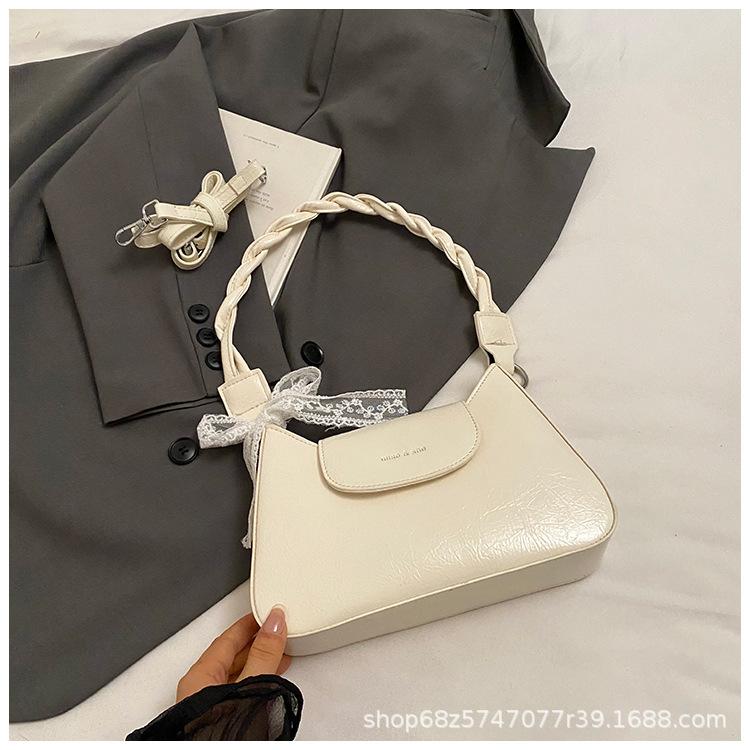 2025 summer fashion underarm bag women's new trend small square bag French niche high value chain shoulder bag