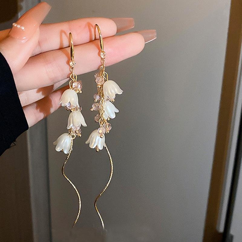 Orecchini con nappe a forma di fiore in maglia di cristallo, orecchini esagerati, temperamento minimalista, orecchini con nappe lunghe