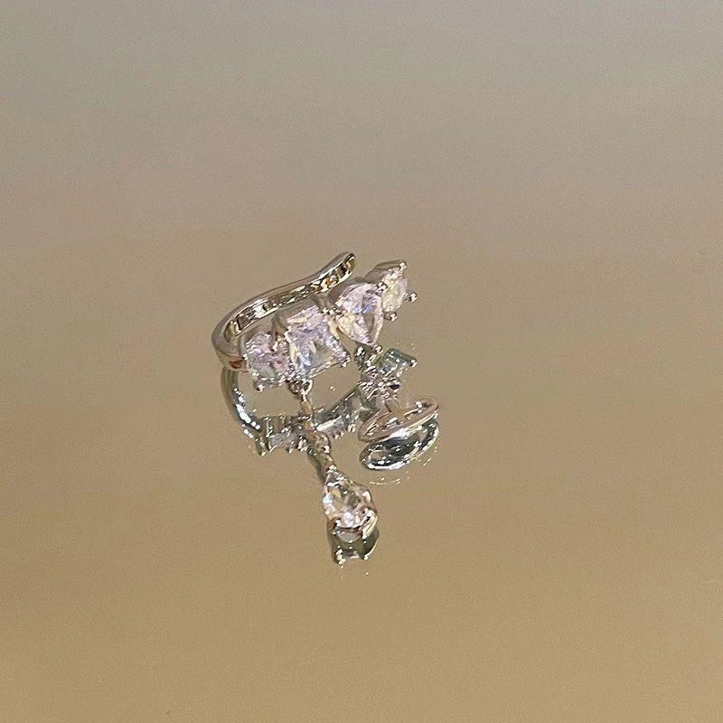 Exquisite Zircon Heart Drop Clip-On Earrings for Women - Fashionable and Versatile Jewelry with a High-End Feel (No Piercing Required)