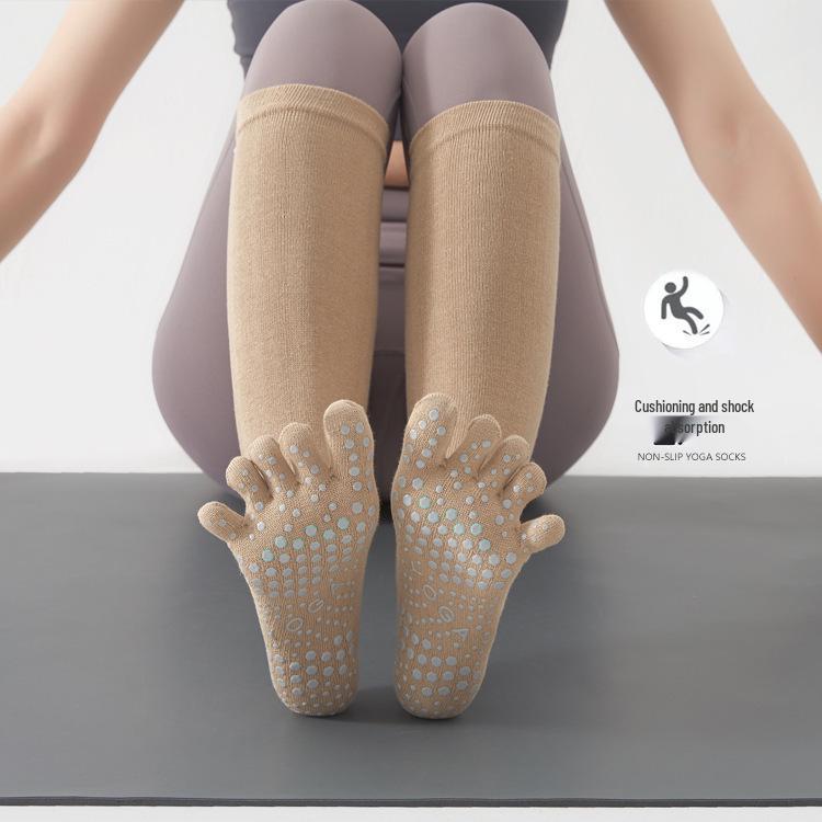Non-Slip Cotton Yoga and Pilates Five-Finger Socks for Autumn/Winter.