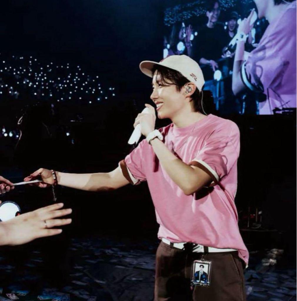[USED] j-hope HOPE ON THE STAGE in JAPAN T-shirt L