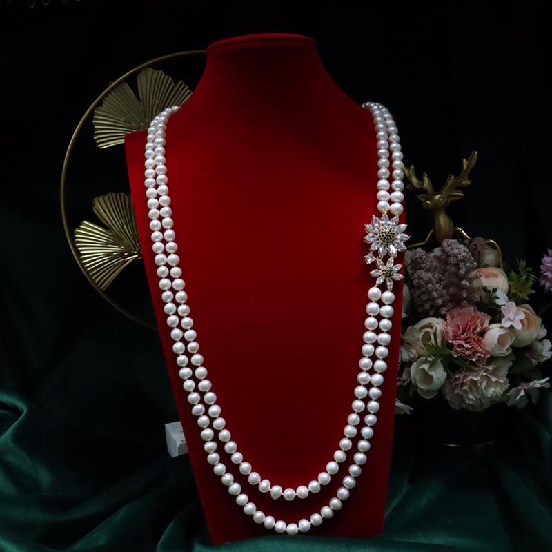045 Elegant Sunflower Freshwater Pearl Necklace: Versatile, Fashionable, Slightly Imperfect, with Strong Luster