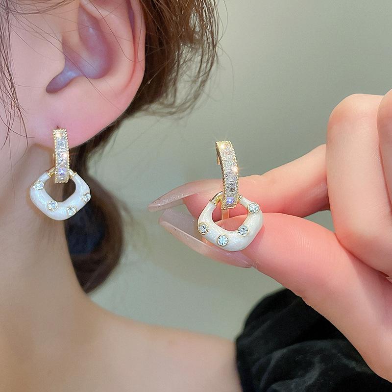 Silver Needle Flower Fringed Earrings French Light Luxury Temperament Earrings, Niche High-end Earrings