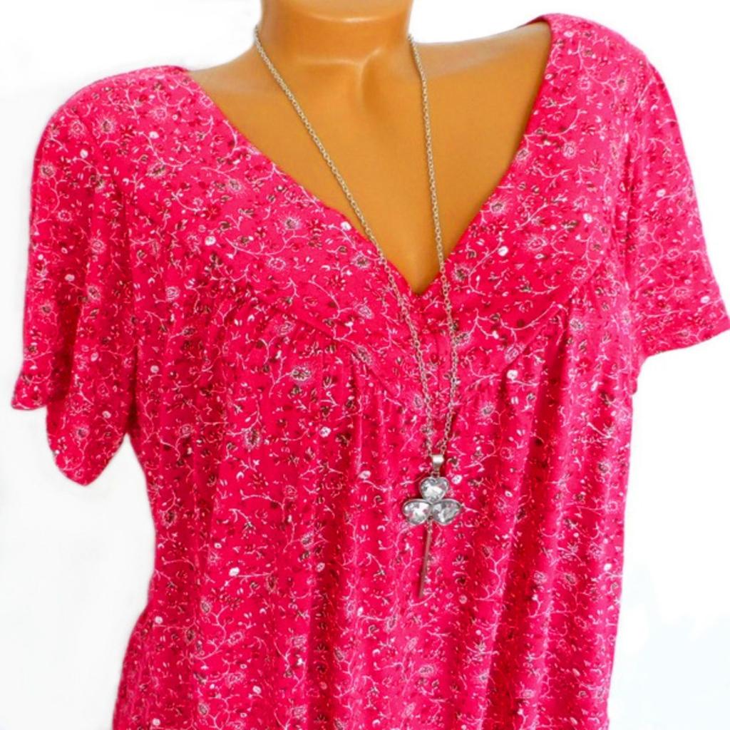 Large Size, Floral Top, V-neck, T-shirt, Loose Fit, Short Sleeved, Printed T-shirt