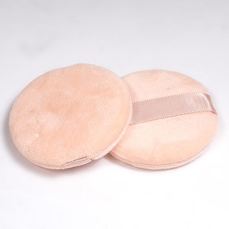 

Гупу Ручной спонж: 60-мм пуховка в виде ленты для нанесения сухой пудры для закрепления макияжа рассыпчатой пудрой.