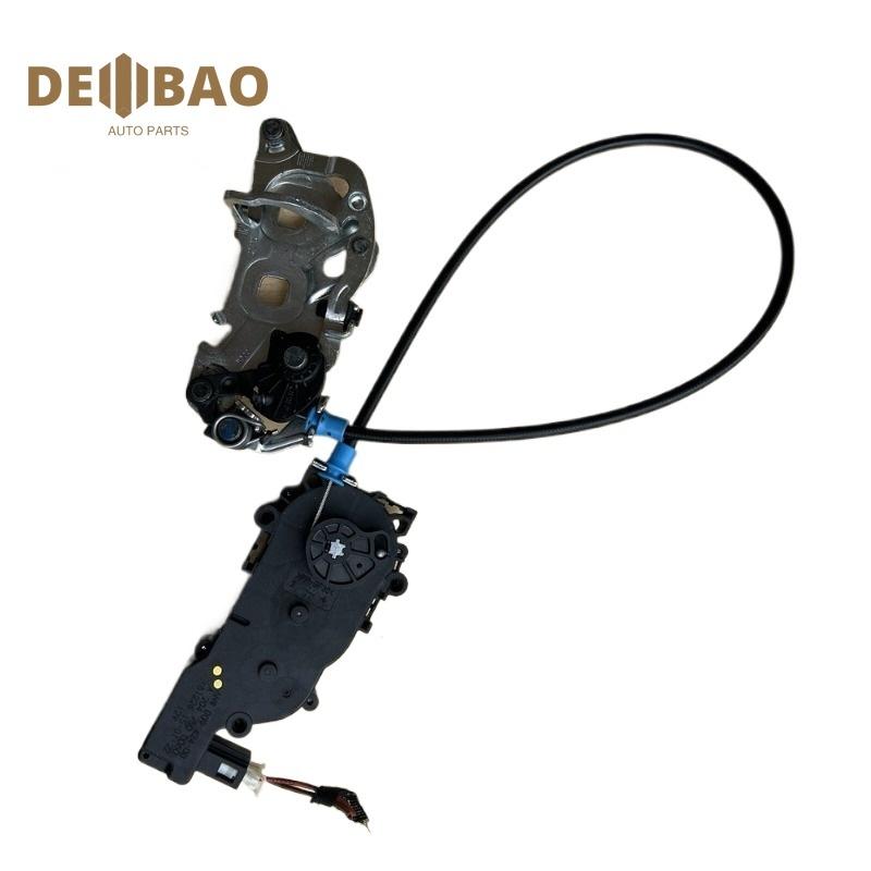 

2057600700 A2057600700 Car Trunk Lid Lock Accessories For MERCEDES-BENZ C-CLASS W205 2012-2018