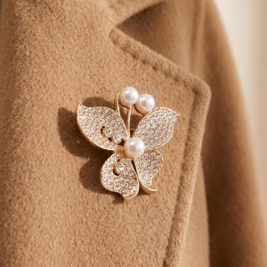 Vintage Clothing Accessory Women Butterfly Brooch Pin, Shape Lapel Pin with Alloy Faux Pearls Rhinestones, Jewelry for Dresses Coats Jackets Pins