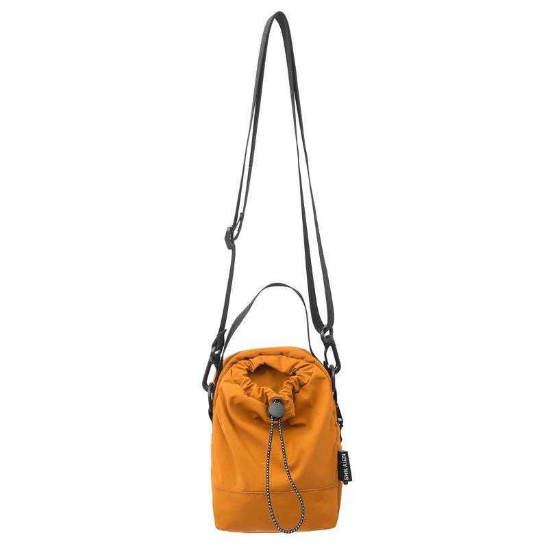 bags are popular for men's and women's outdoor leisure, ultra-light and water-proof, portable small bags, and versatile mobile phone bags.