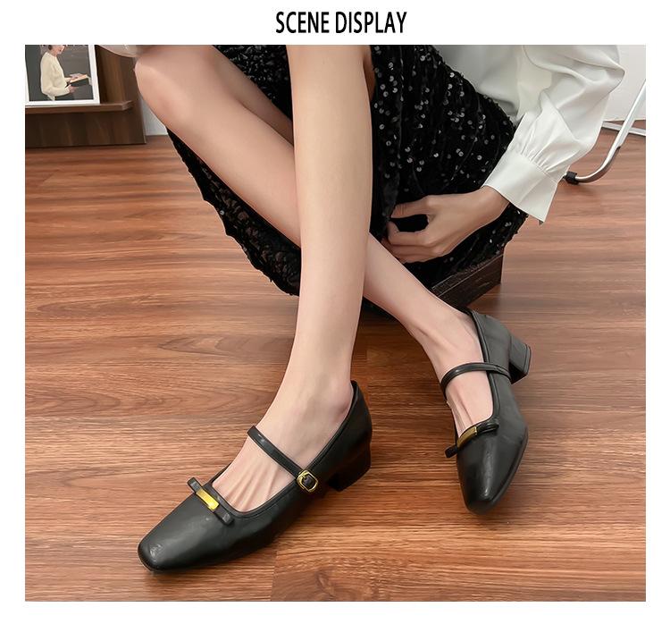 Spring new retro single shoes women wear high-end comfortable soft leather light mouth high heels thick heel not tired feet shoes