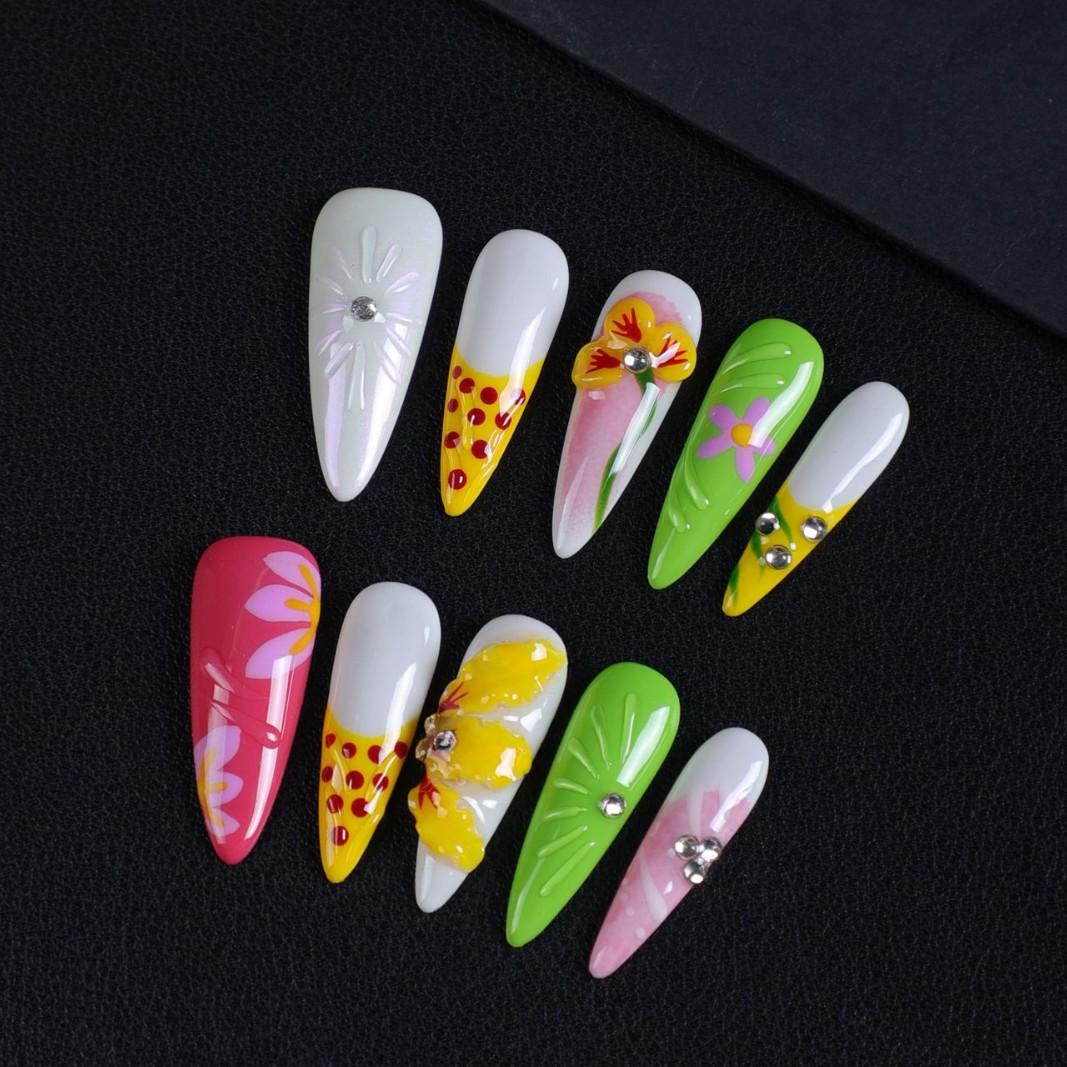European Style Hand-Painted Floral Wearable Nails with a Fresh Dopamine Personality M