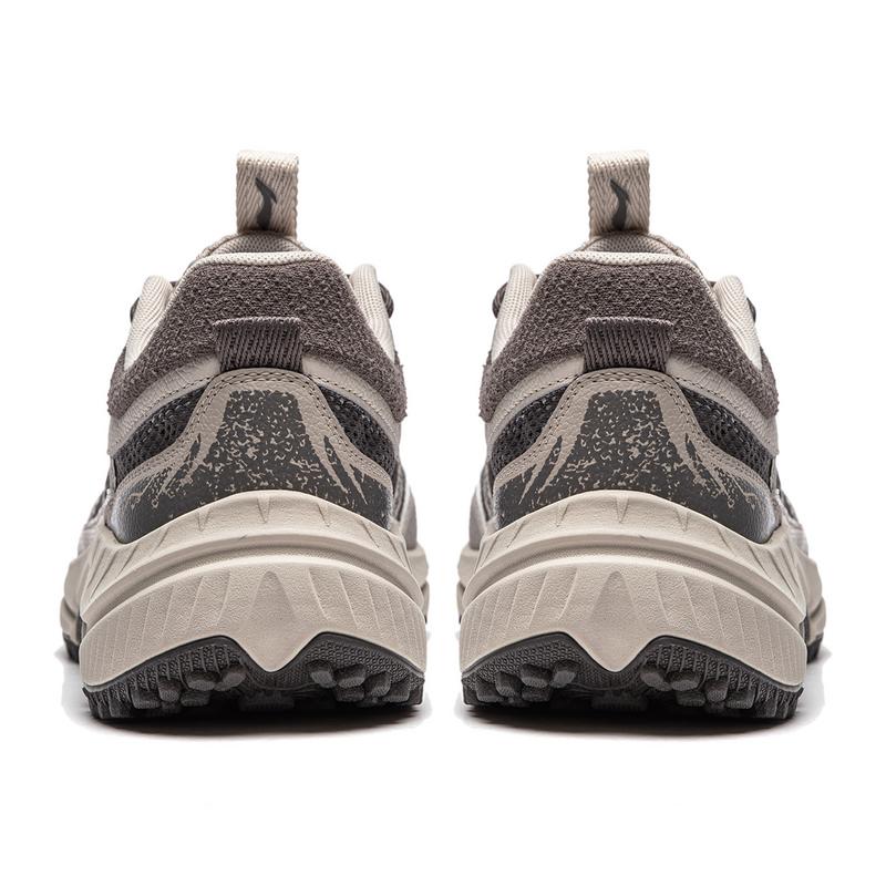 New LiNing CF Tracing Collection, Yijie Lite RT Cushioning, Wear Resistant Low Top Hiking Shoes Men's Gray AHTU003-2