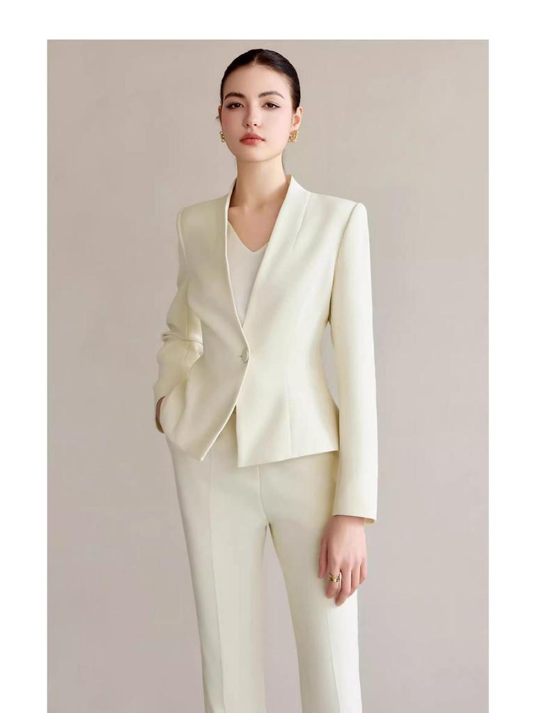 AD Women's Light-Colored Collarless Professional Suit Set - High-End Fashionable Formal Wear for Commuters