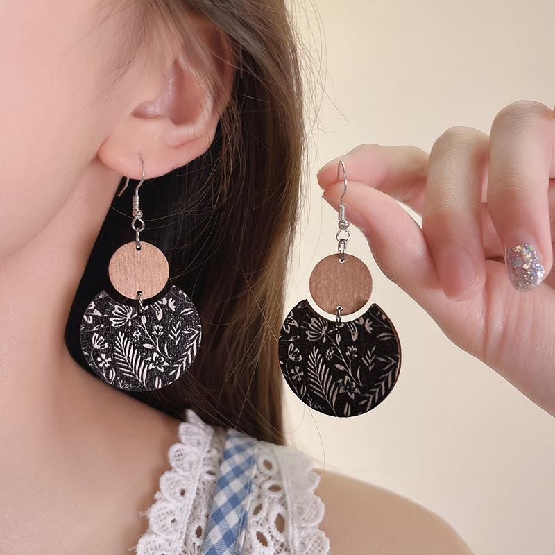 Náušnice s třásněmi ve tvaru kapky vody s dřevěnými korálky Silver Needle Etnický styl Retro Jednoduché puzetové náušnice Temperamentní náušnice Dámské Niche