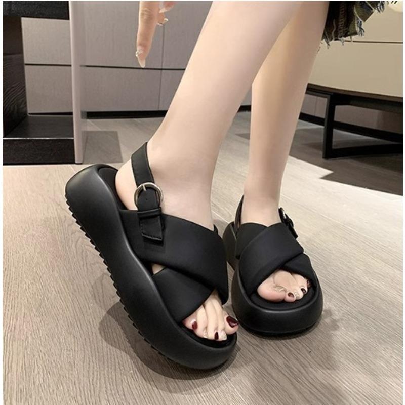 The 2025New Style of Sandals for Women Is Fashionable,High-end,Thick-soled,Versatile,Casual Roman Shoes and Simple Women's Shoes
