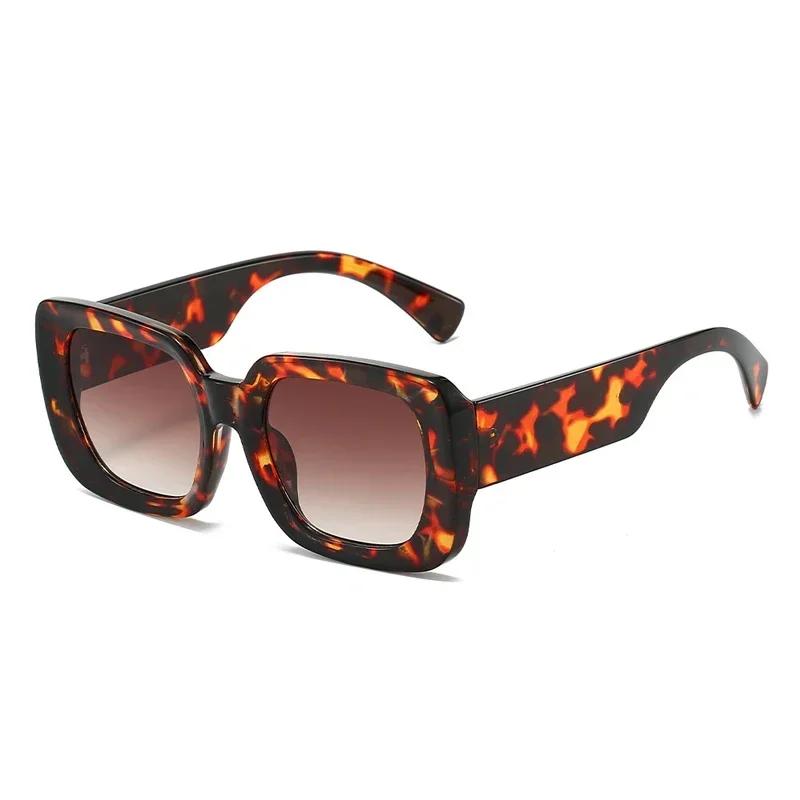  Square Ins Popular Fashion Women Sunglasses Retro Gradient Shades UV400 Men Trending Sun Glasses