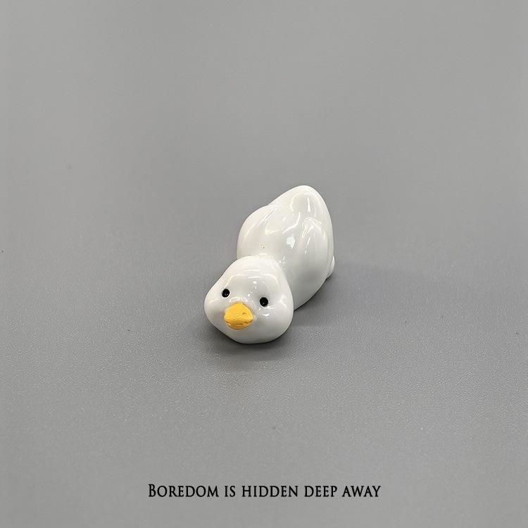 Surprise Her with Little White Duck Mini Figurines - Adorable Desktop Decorations for a Creative Birthday Gift
