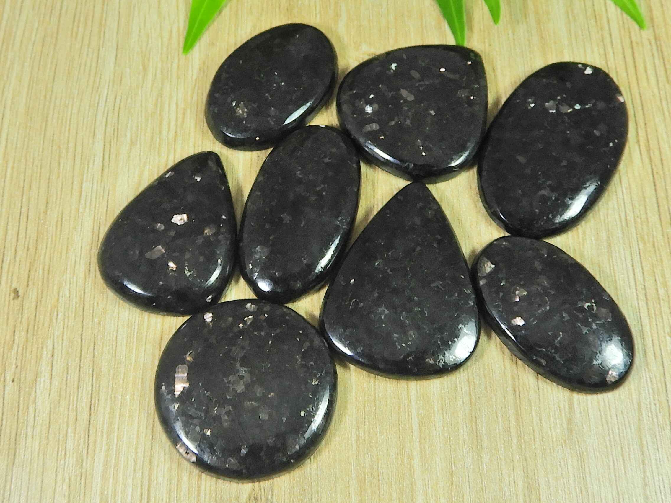 

Natural Numite Mix Healing Crystal Cabochon Loose Gemstone 8Pcs Lot 28-34MM RQ-2480