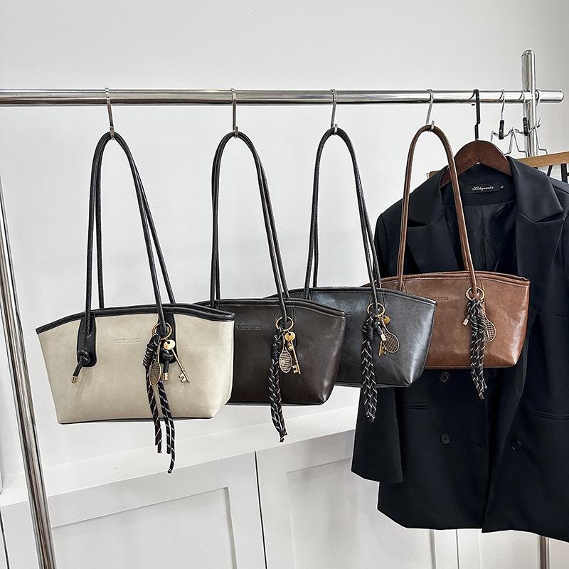 Women PU Leather Shoulder Bag Vintage Large Capacity Handbag Multi Functional Commuting Tote Bag High Looks Women's Bag