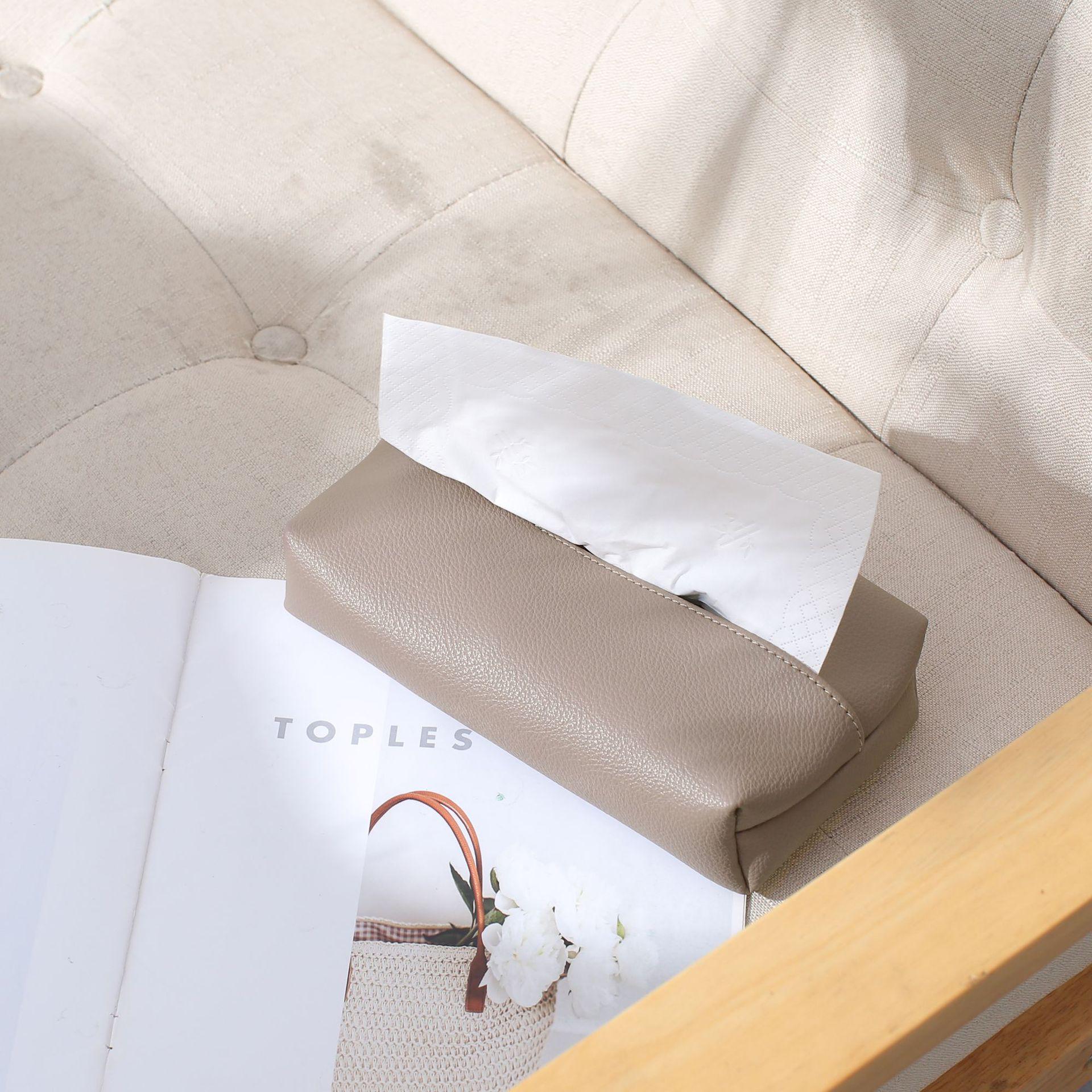 

Luxurious Nordic Leather Tissue Box for Living Room and Bedroom 20*11*5 cm 80 g