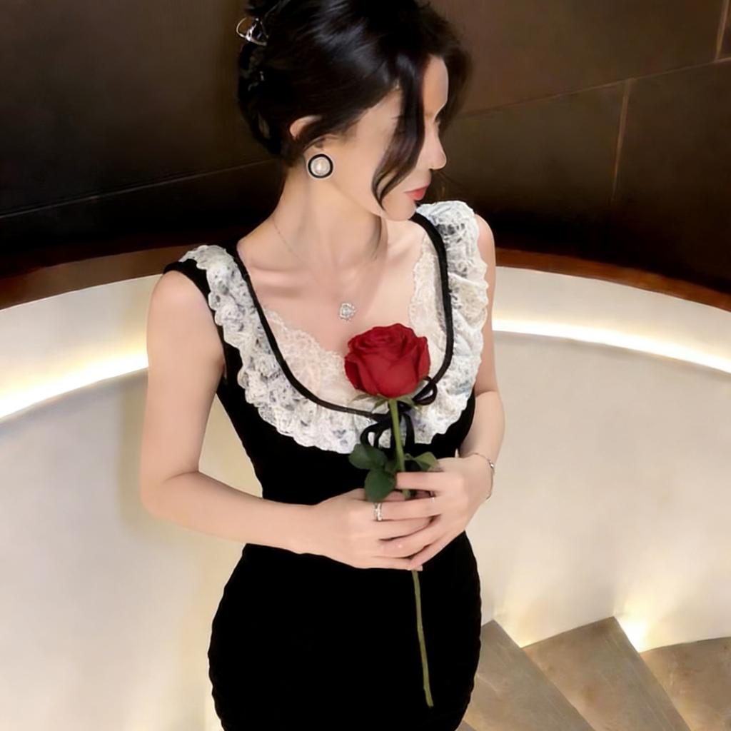 Fashion lace edge slim fit hip skirt women's spring and summer high-end suspender dress temperament small fragrant vest short skirt