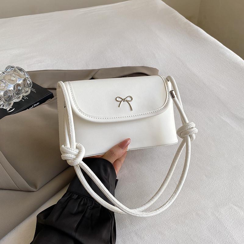 Chic Casual Korean Style Solid Color Small Handheld Shoulder Bag Ideal For Daily Outfits In Multiple Colors