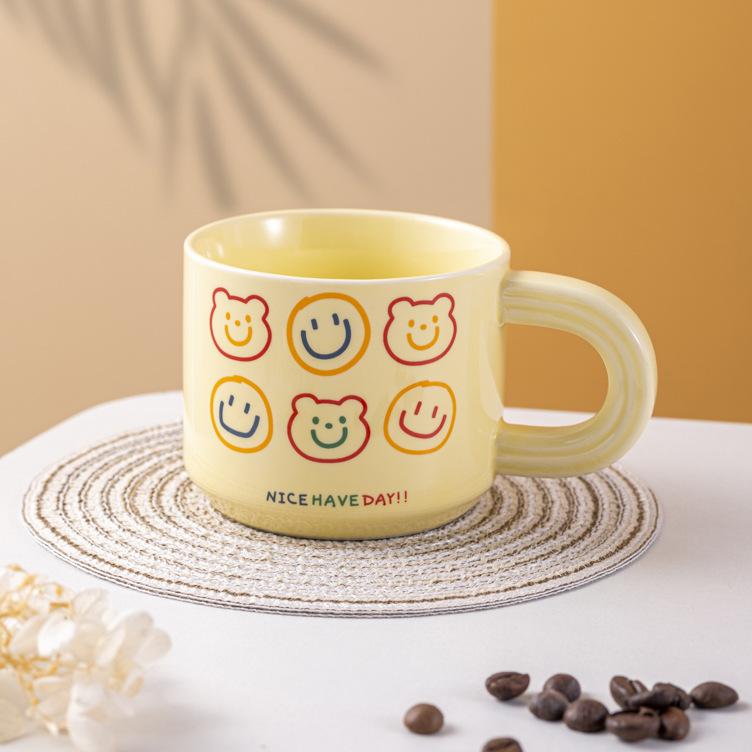 

Кружка-медведь Фуфу Молоко Девушка Высоко Смотрящая Керамическая Чашка Милая Чашка для Кофе Молока Завтрака Сувенирная Подарочная Чашка 301-400ml